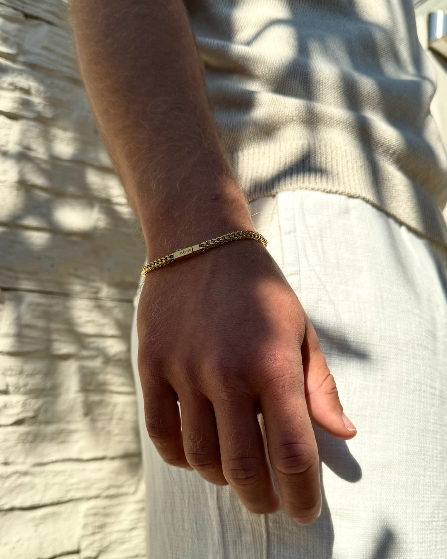 Valor | Square Bracelet